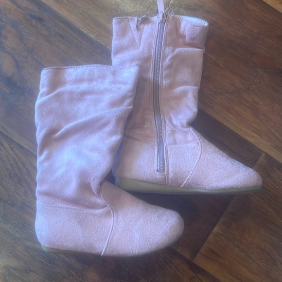 Like New Worn Once or Twice - Picture 2 of 3